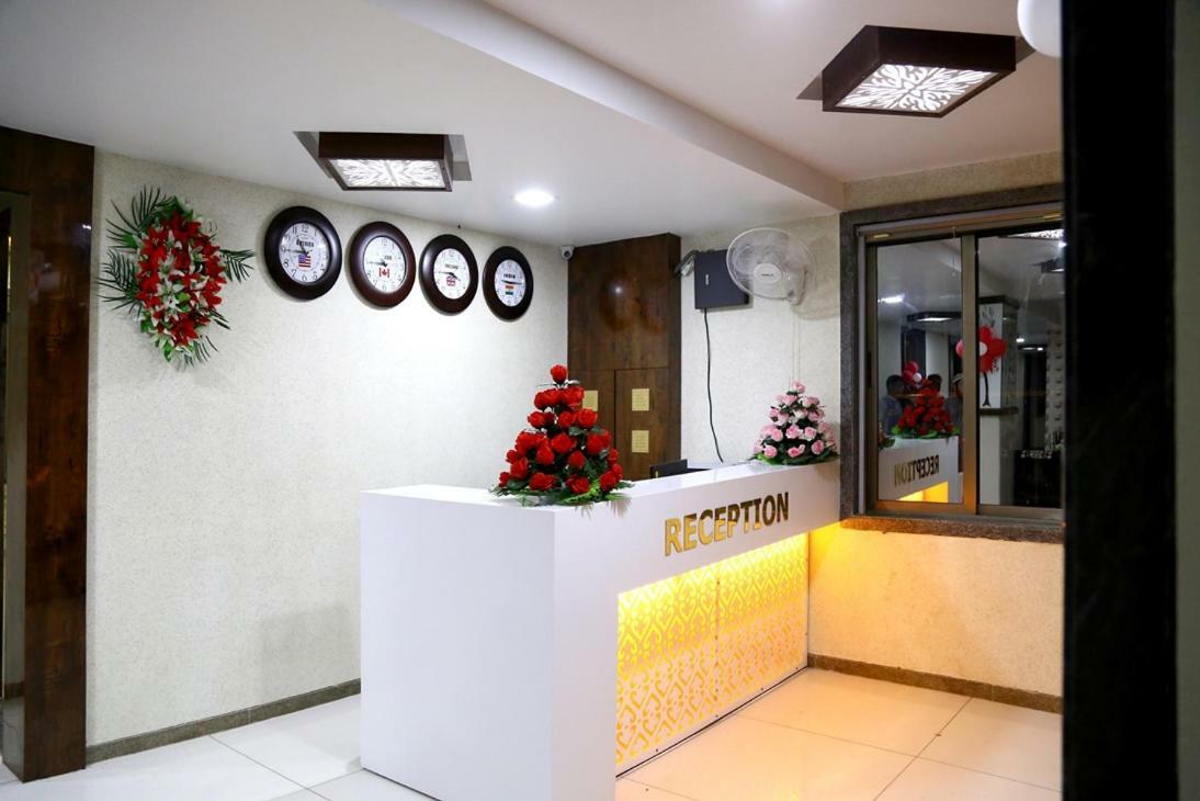 Hotel Shahi Darbar Navsari Экстерьер фото